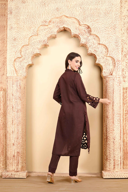 Elegant chocolate brown Embroidered Kurta Set with Lace Detailing and Stylish Sleeves