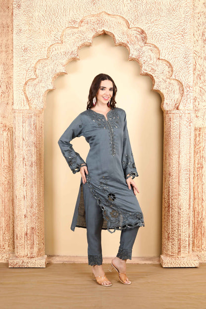 Elegant Grey Embroidered Kurta Set with Dupatta and Intricate Lace Detailing