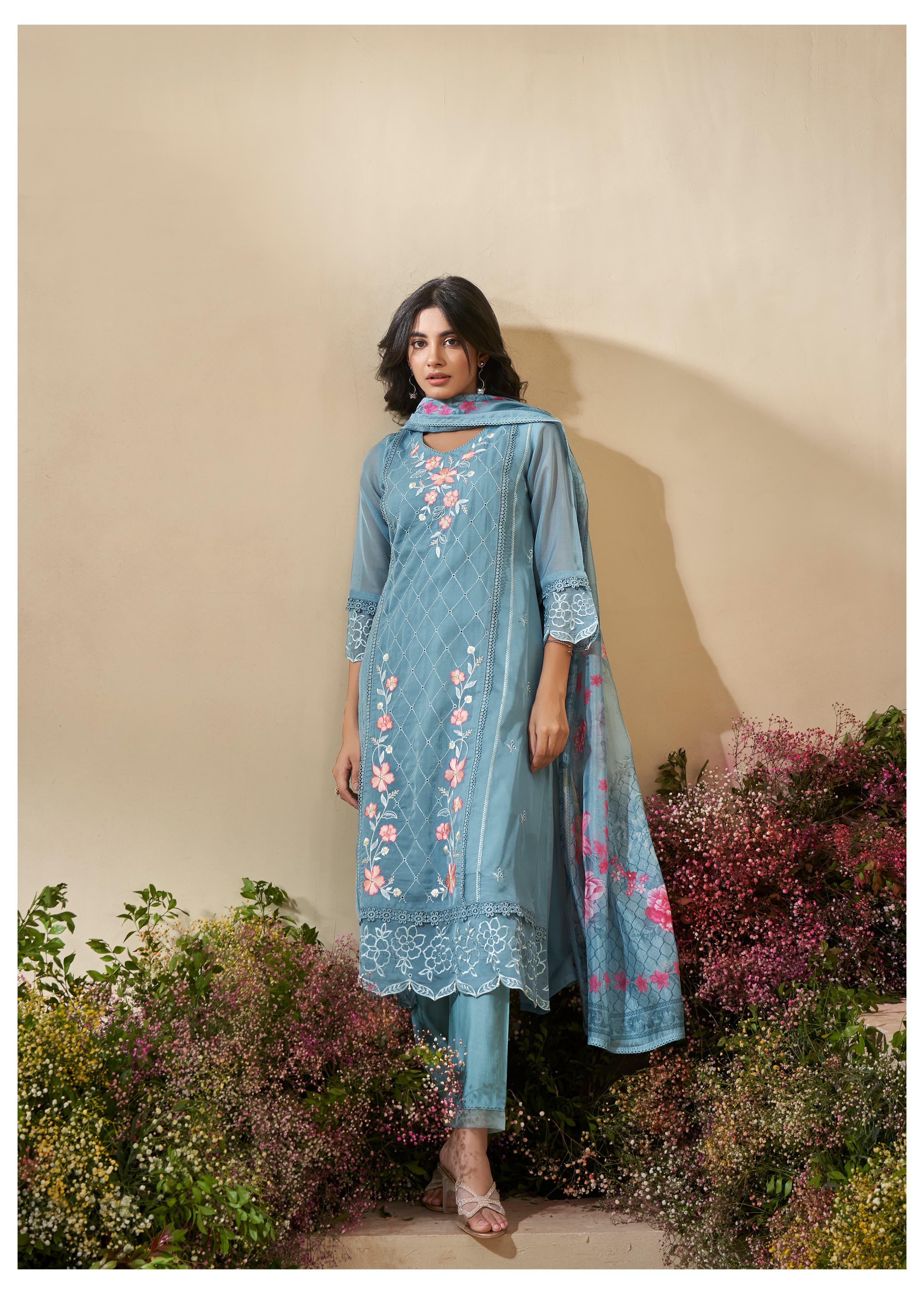 AQUA BLOSSOM Elegant Traditional Ensemble