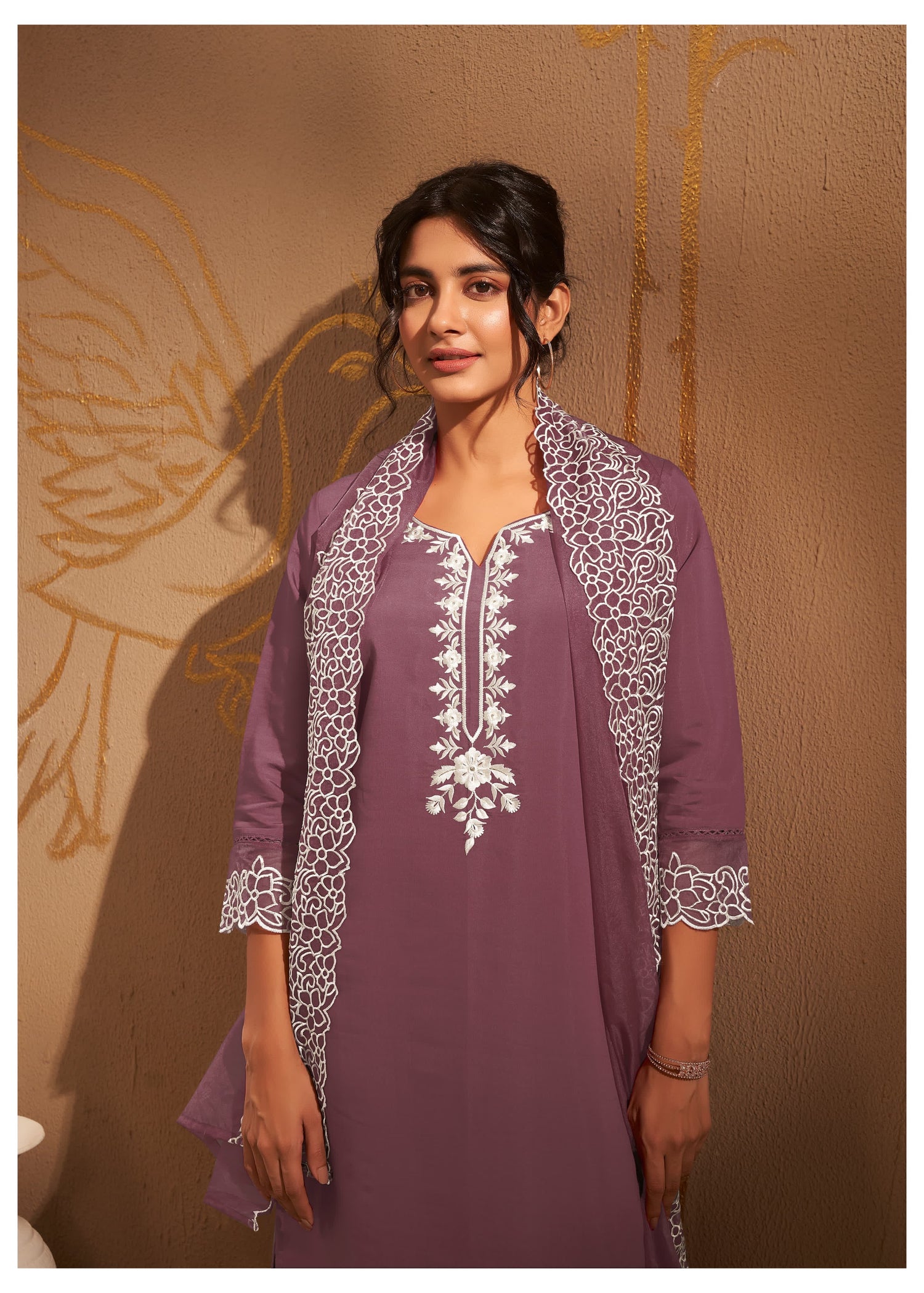 LAVENDER GRACE Elegant Traditional Ensemble