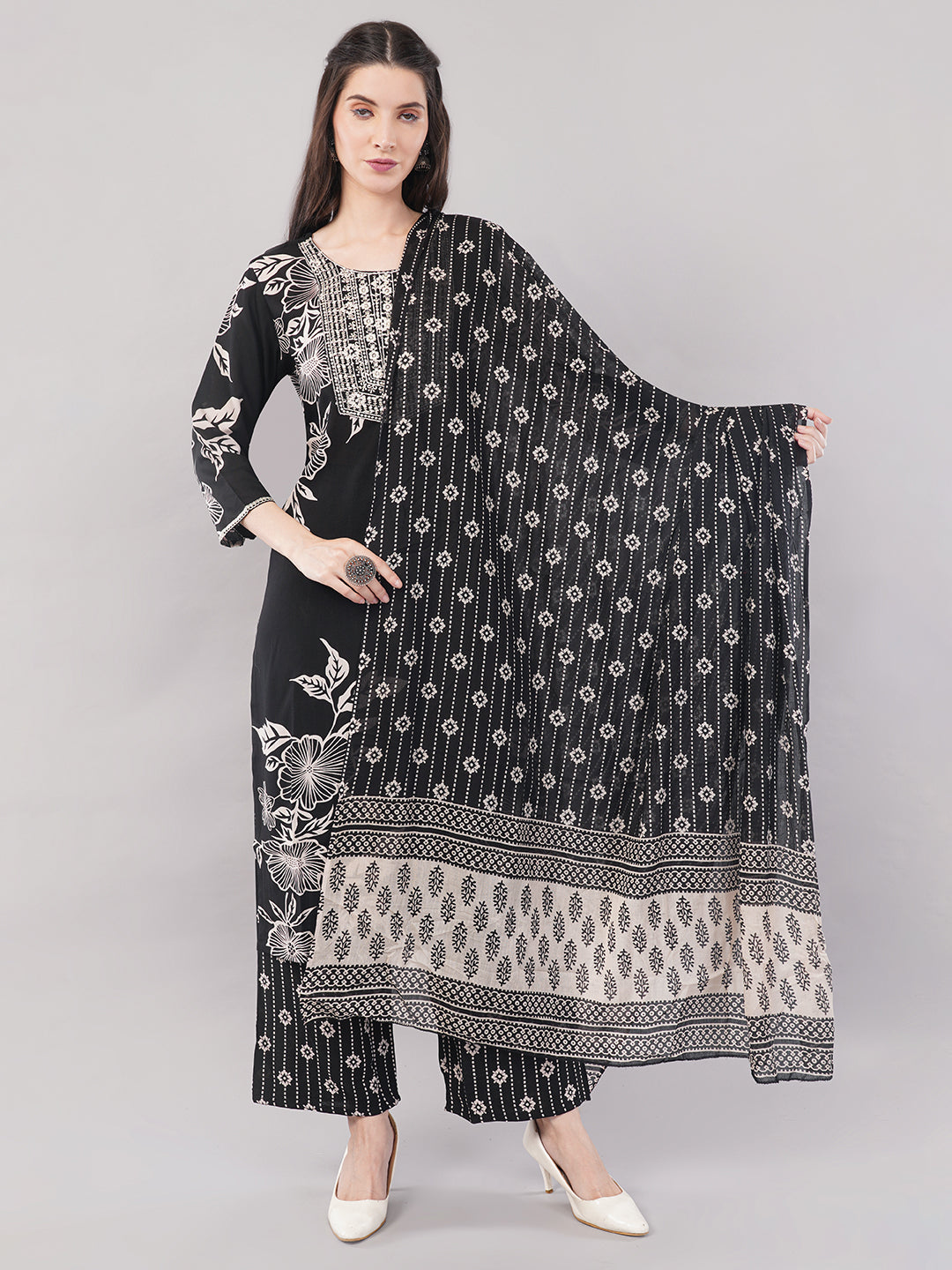 Black cotton Floral Printed Embroidered Kurta Set with Dupatta