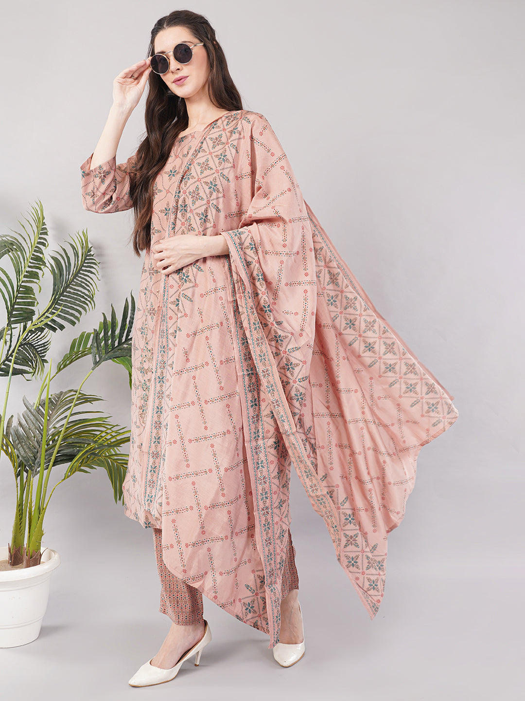 Women’s Mauve Printed Kurta Set with Dupatta &amp; Pants – Straight Fit, Ethnic Wear
