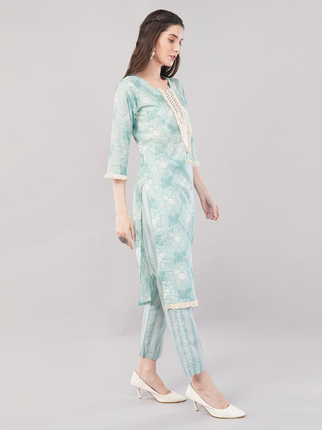 Nakhrelee Women Sea Green Ethnic Motifs Printed Kurta with Trousers &amp; Dupatta
