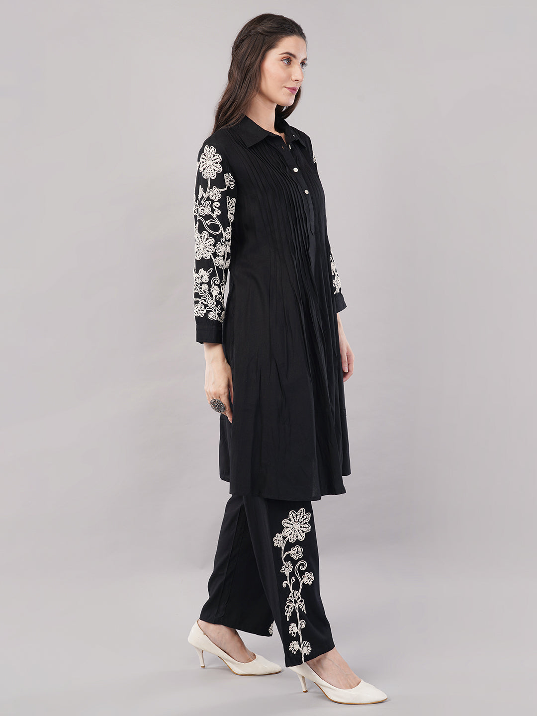 Women’s Black Embroidered A-Line Kurta Set with Pants – pure Cotton ,Full Sleeves, Collar Neck