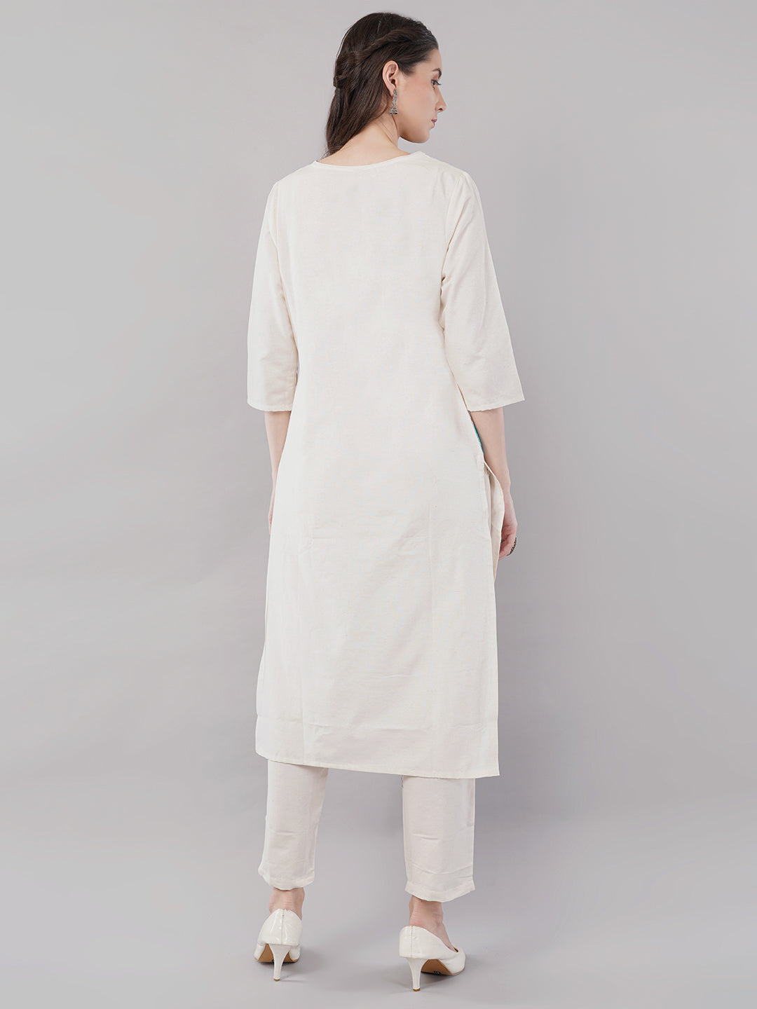 Off-white with  turquoise blue embroideryStraight-cut kurta adorned with intricate floral embroidery with pant and dupatta